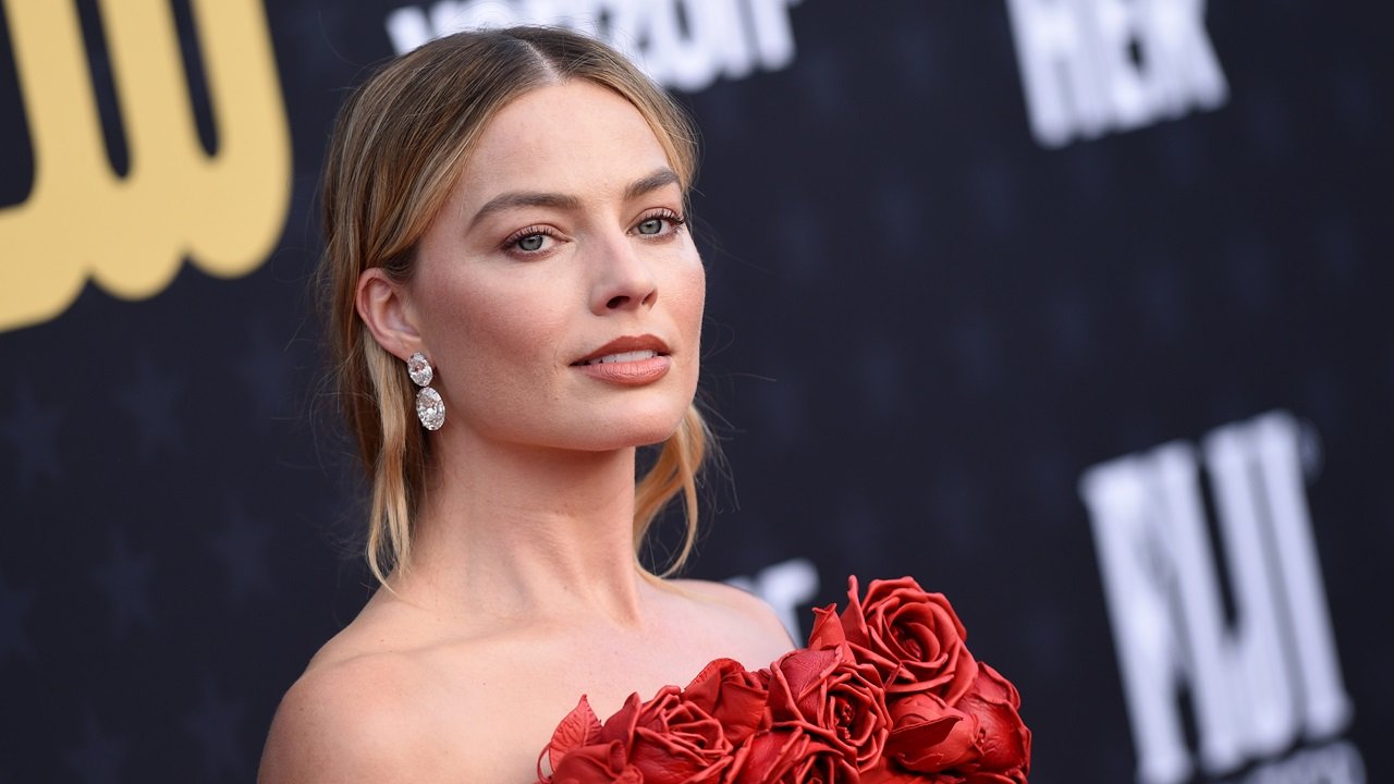 Margot Robbie Reageert Voor Het Eerst Zelf Op Verrassende Niet   Margot Robbie 2024 