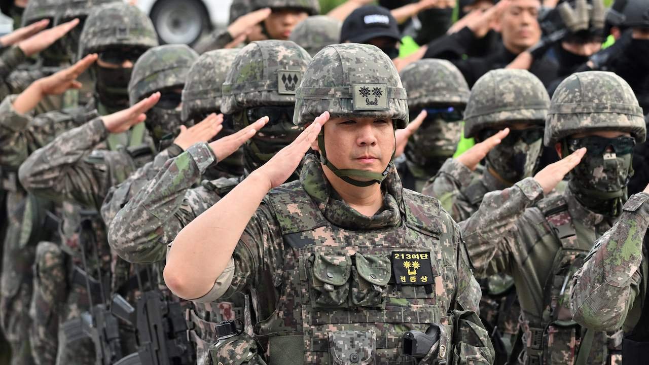 South Korea wants to ban the use of iPhones in the military due to security concerns
