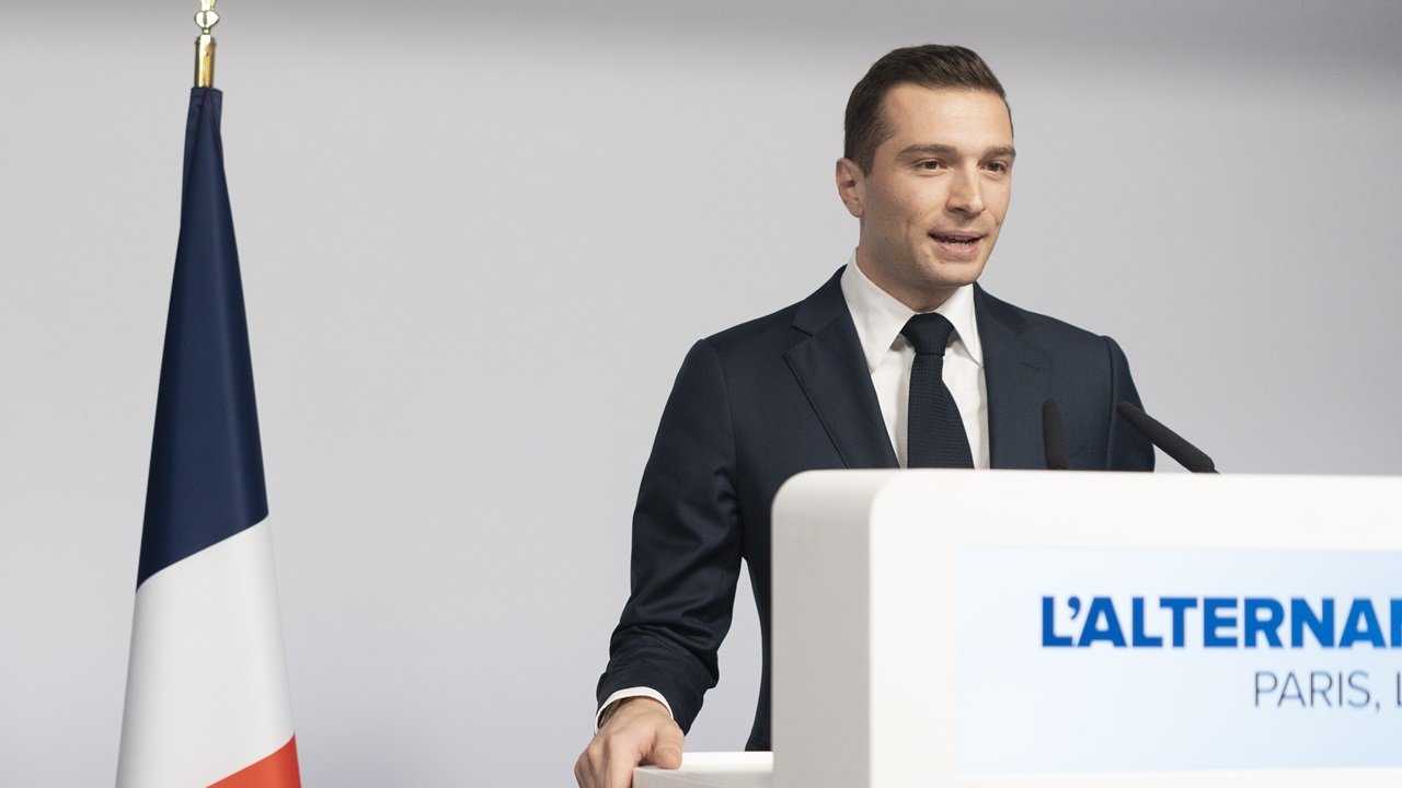 Jordan Bardella and Princess Maria Carolina: Romance and Political Impact