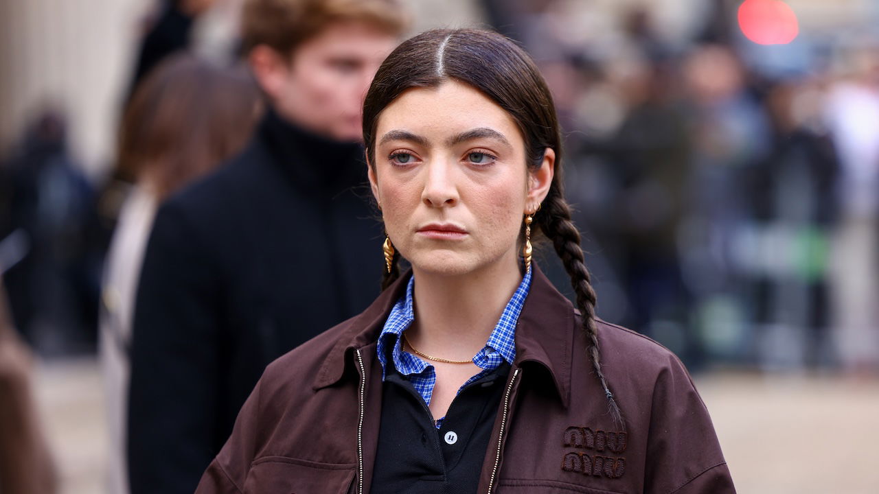 Lorde Ras Lordes 'Royals' haalt 1 miljard views op YouTube - Newsmonkey