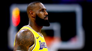 Steeds meer geruchten bevestigen dat LeBron James begint aan zijn laatste seizoen in de NBA