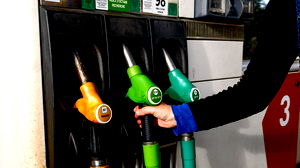 Diesel bijna even duur als benzine in Frankrijk en België