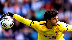 Rode Duivels verhuizen op Deadline Day: Senne Lammens naar Manchester United en Loïs Openda naar Juventus