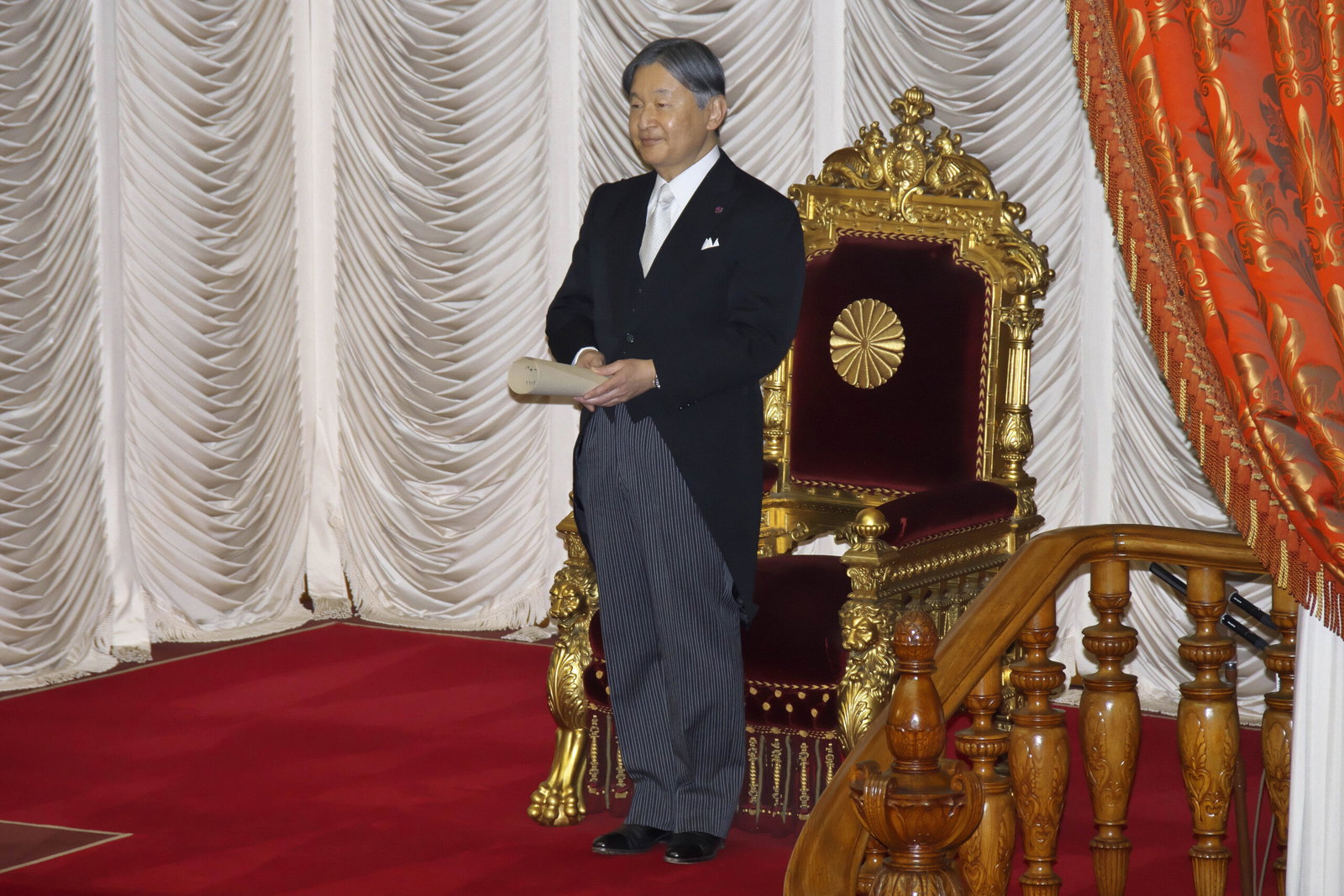 Keizer Naruhito bezoekt Nederland om oorlogsslachtoffers te eren ...