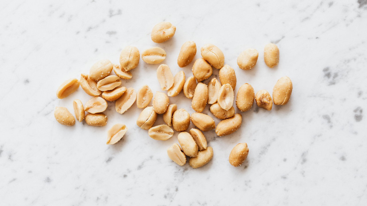 Daily Peanuts Improve Brain Insulin Sensitivity and Memory in Older Adults